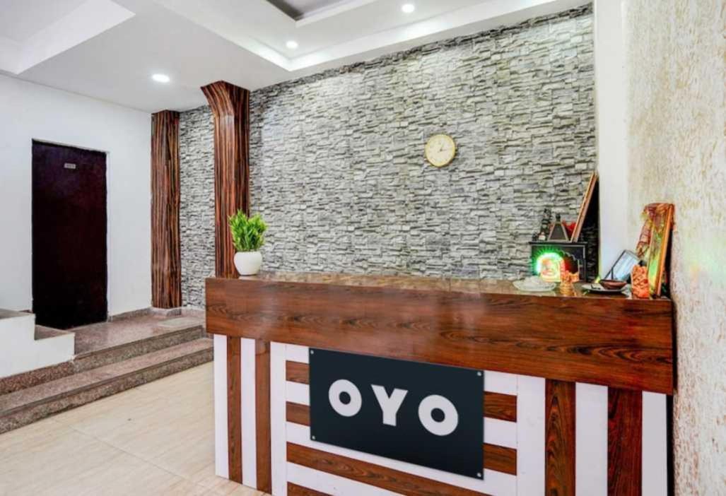 Hotel O Anshu B&B Yeni Delhi Dış mekan fotoğraf